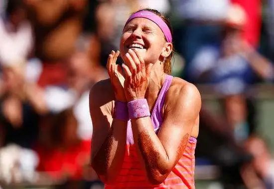 科维托娃迎来十五赛季高光表现，掘金球迷沸腾！